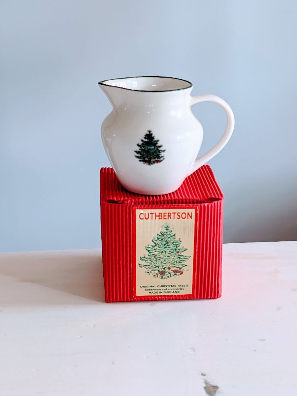 VTG Cuthbertson Original Christmas Tree Creamer 3" Ceramic Made England Open Box
